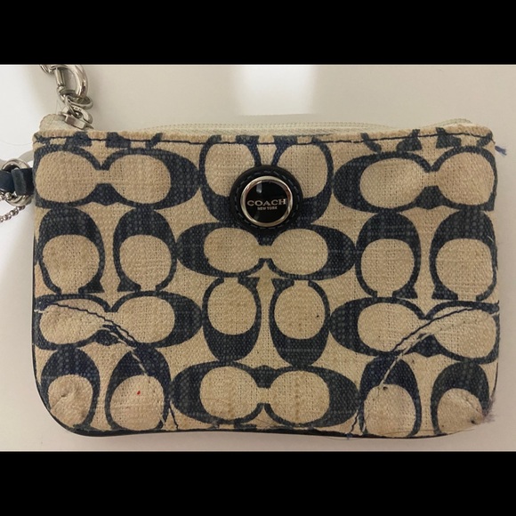 Coach Wrislet - Picture 2 of 5